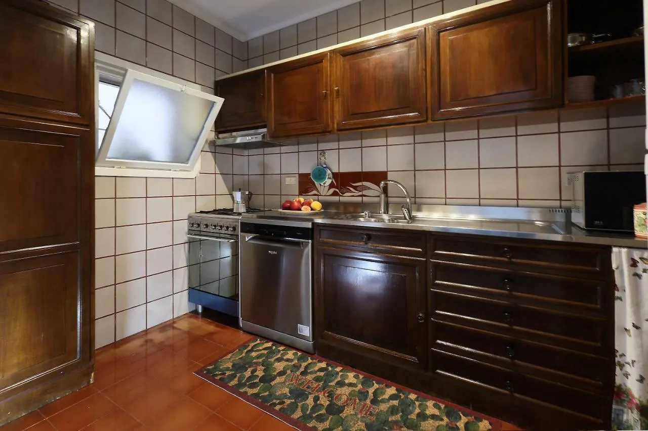 تاورمينا Villa Vittoria إيطاليا
